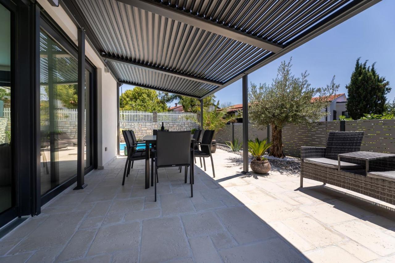 Luxury Villa Adria Apartments Krk Town Kültér fotó