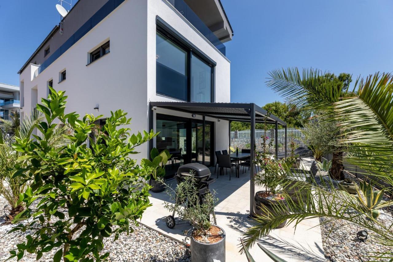 Luxury Villa Adria Apartments Krk Town Kültér fotó