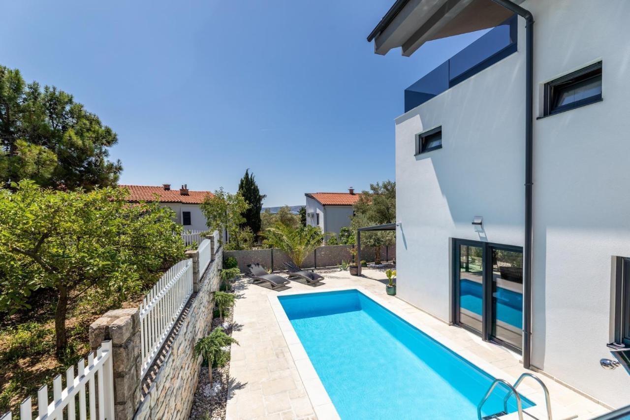 Luxury Villa Adria Apartments Krk Town Kültér fotó