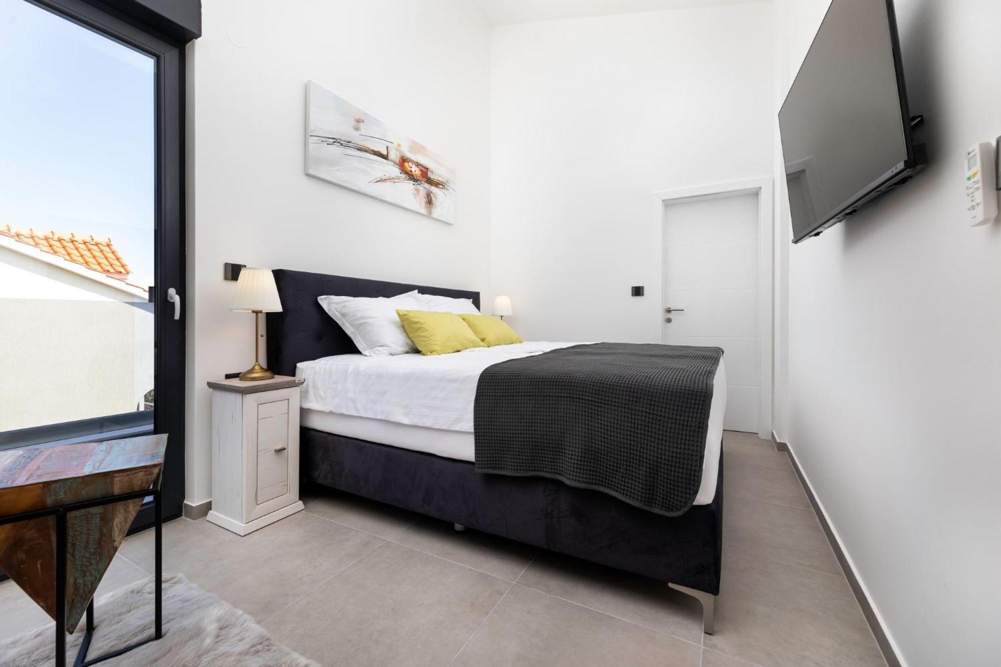 Luxury Villa Adria Apartments Krk Town Kültér fotó