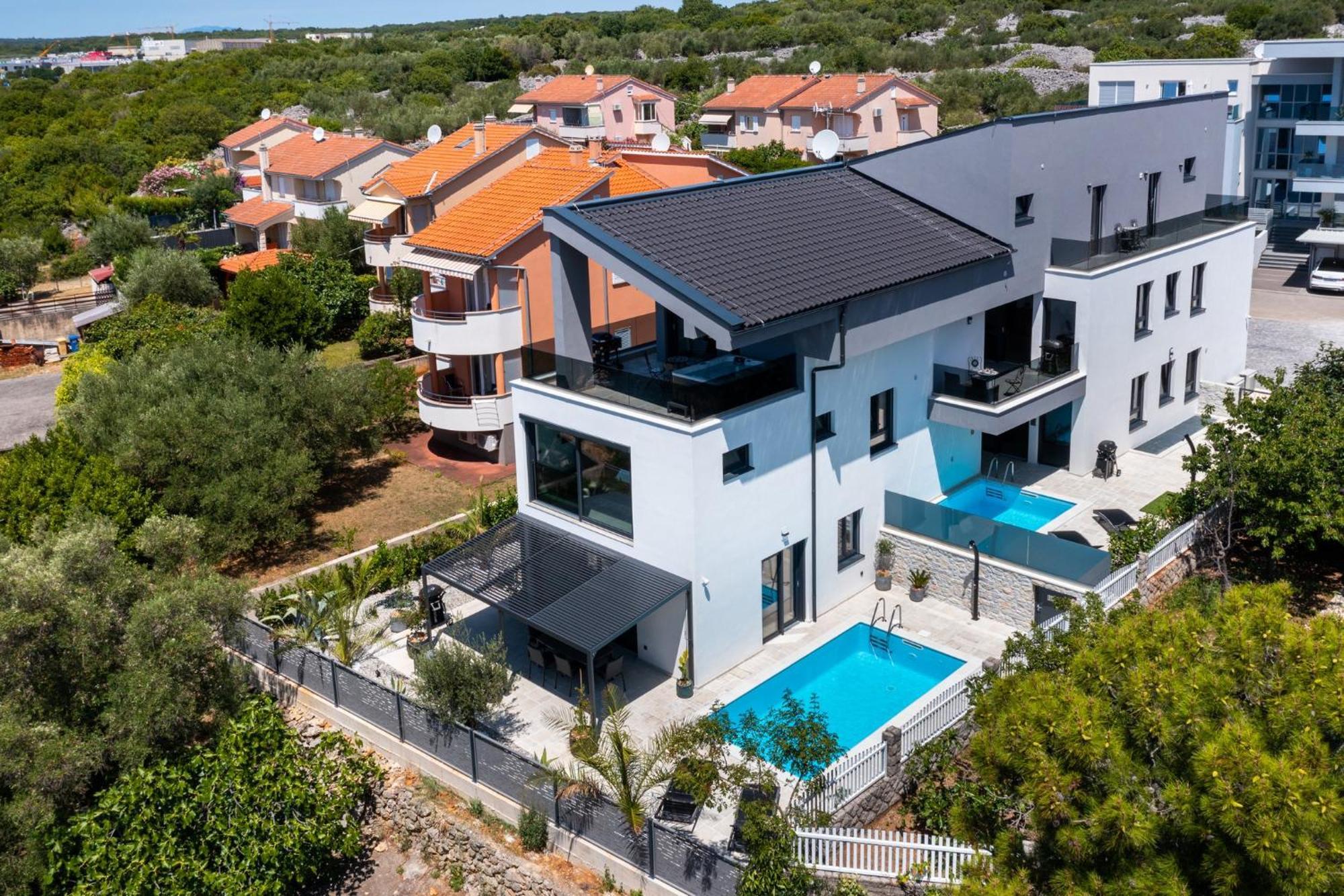 Luxury Villa Adria Apartments Krk Town Kültér fotó
