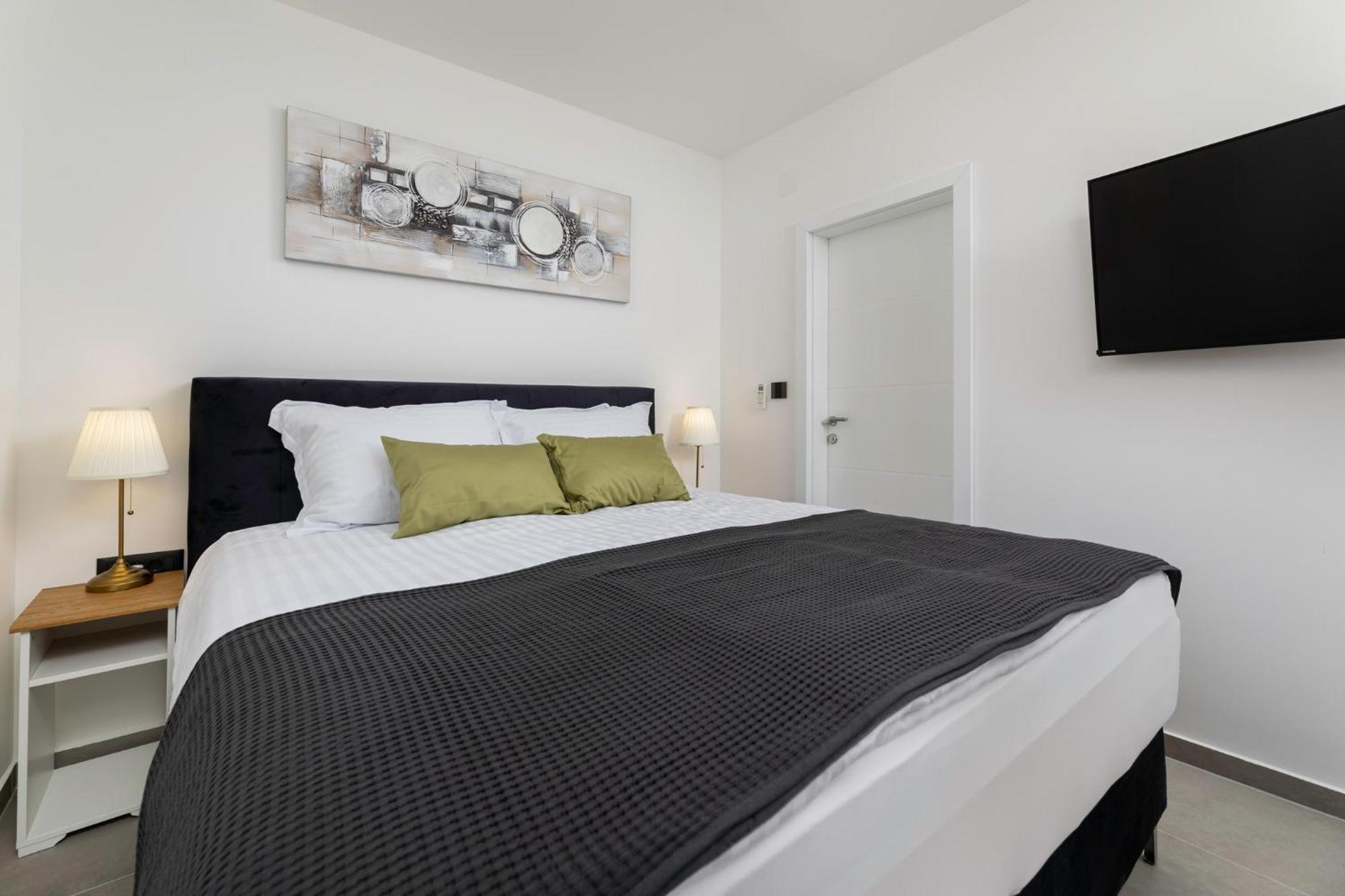 Luxury Villa Adria Apartments Krk Town Kültér fotó