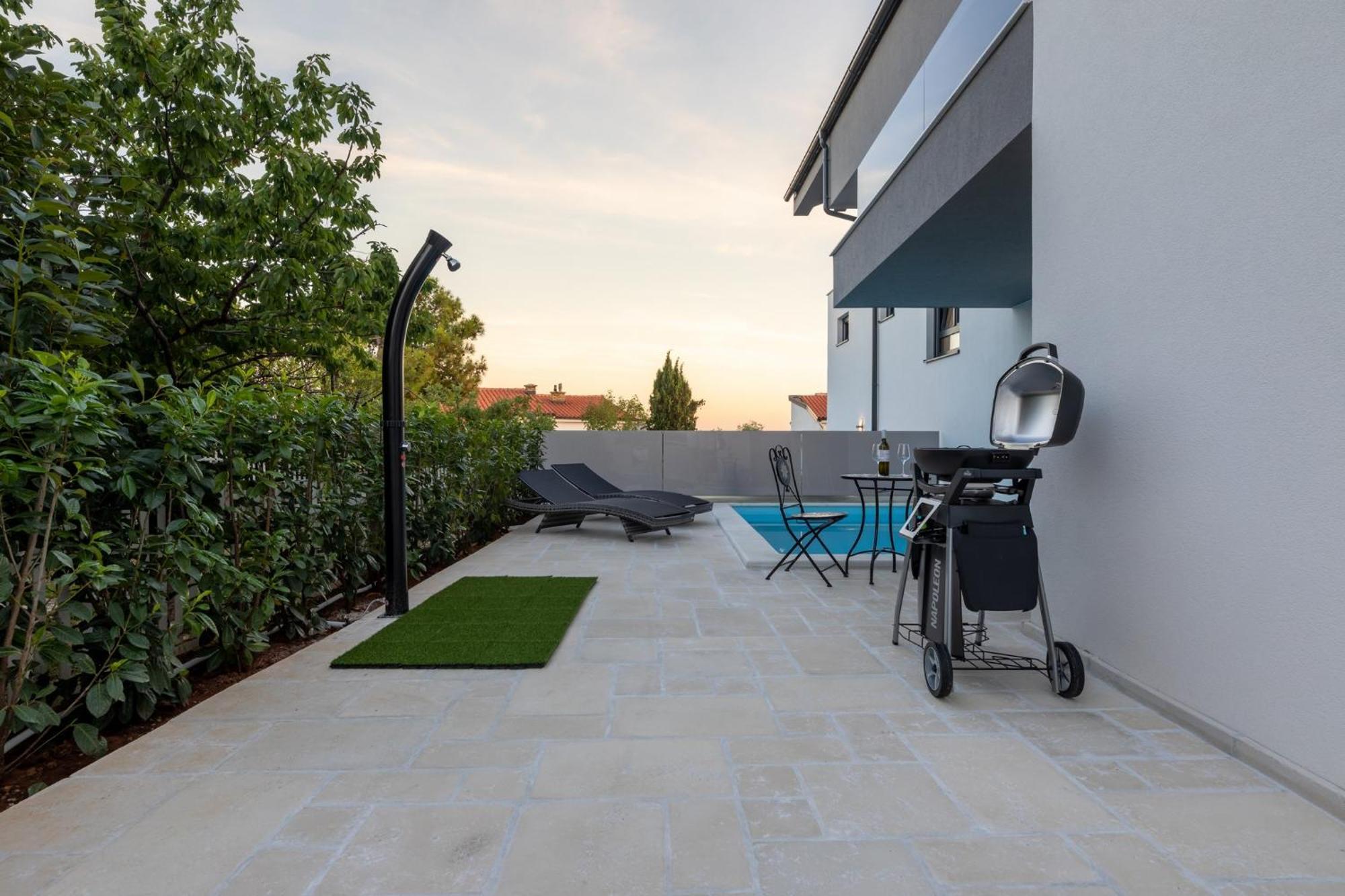 Luxury Villa Adria Apartments Krk Town Kültér fotó