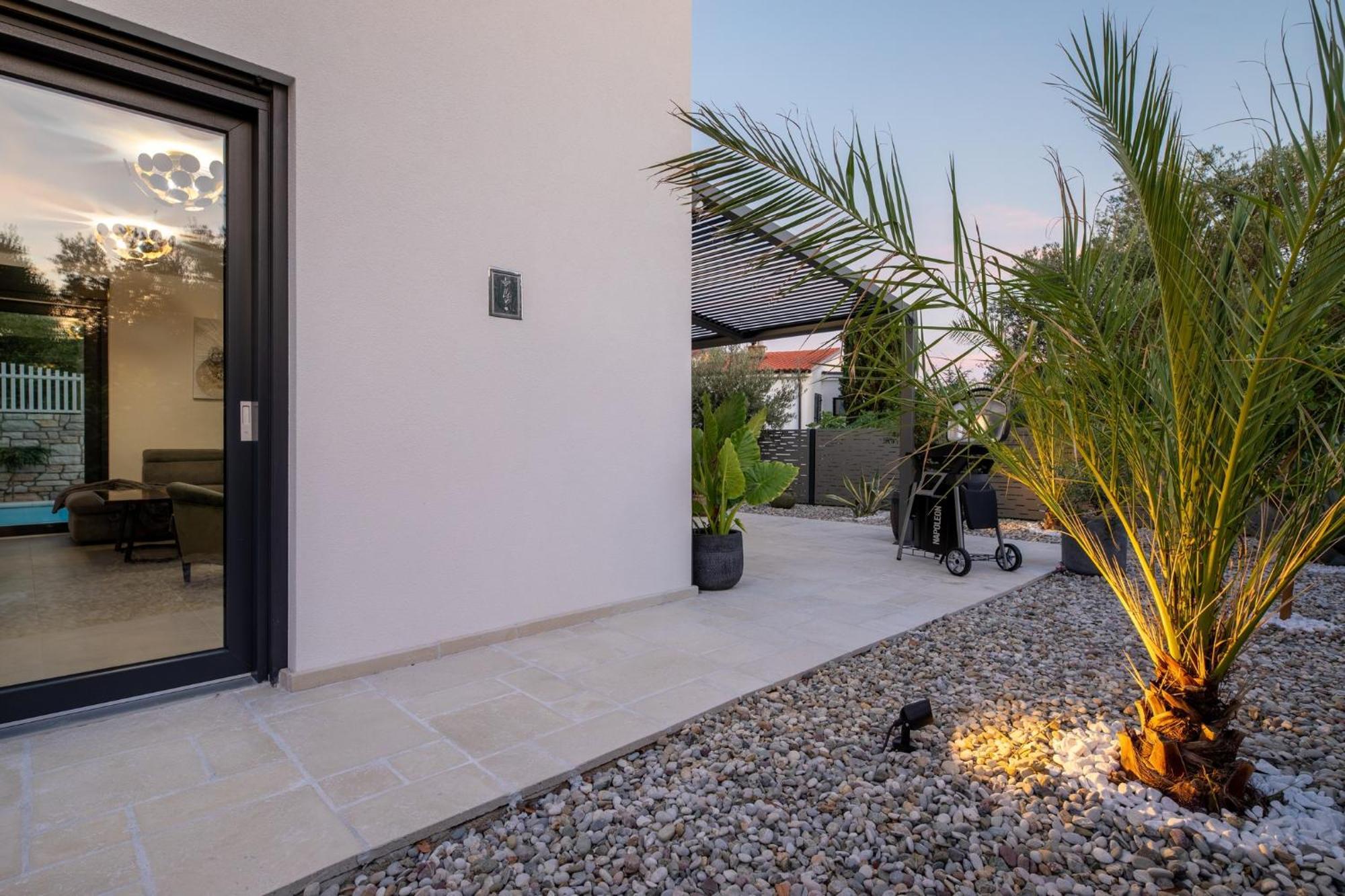 Luxury Villa Adria Apartments Krk Town Kültér fotó